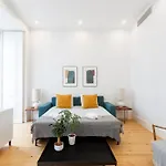 Bedrooms In Shared In Modern In Downtown Lisboa