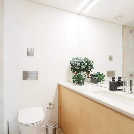 Bedrooms In Shared In In Downtown * Lisboa